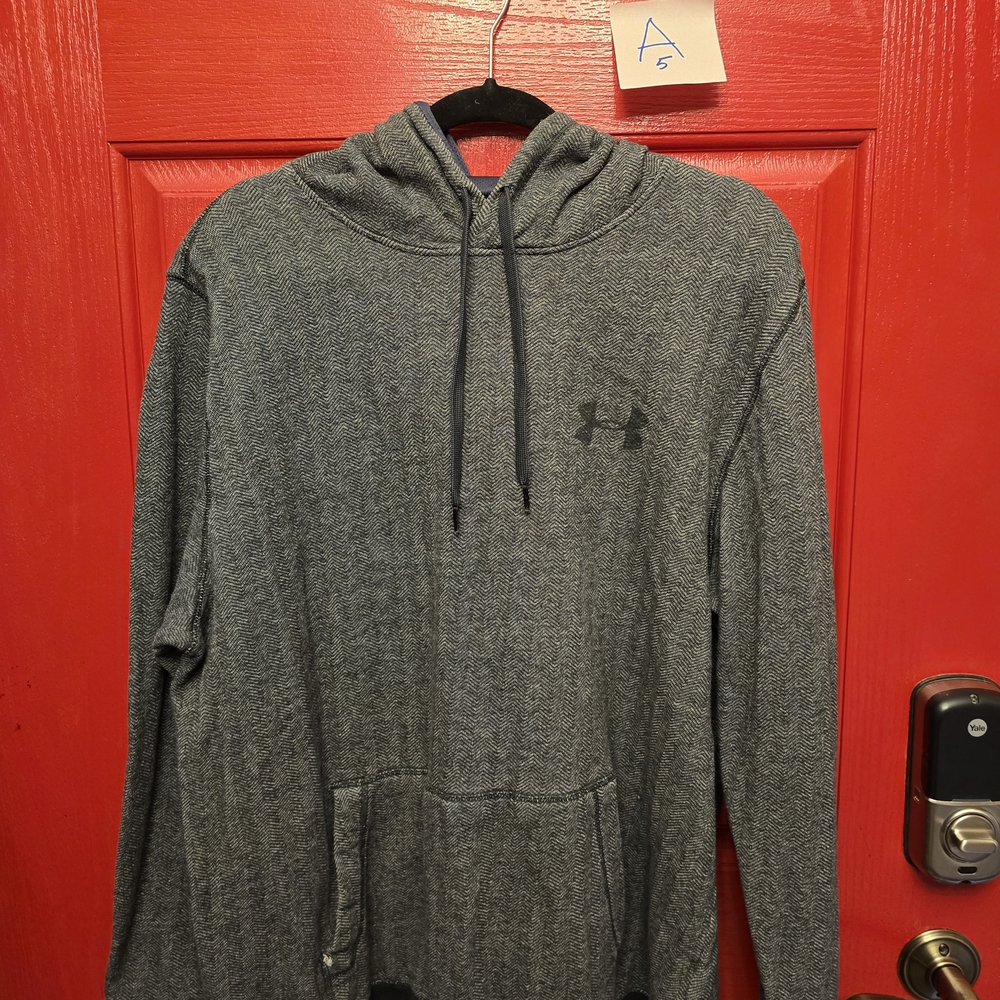 Under Armour Charcoal Men's Hoodie